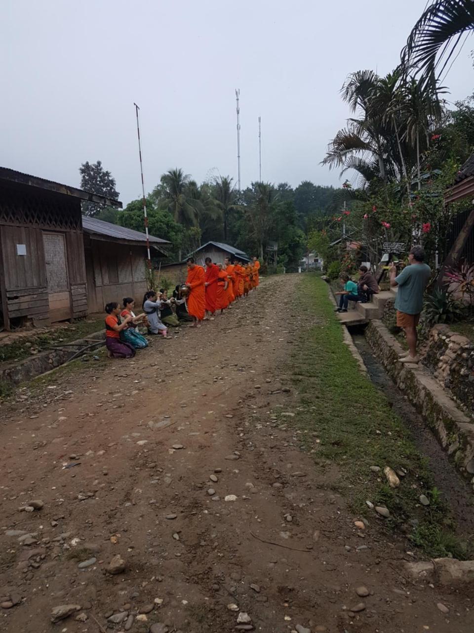 Lattanavongsa Guesthouse And Bungalows Muang Ngoi エクステリア 写真